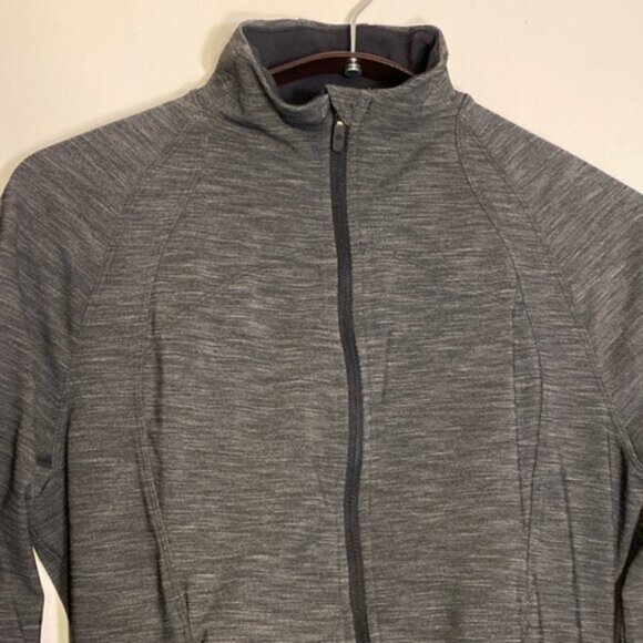 Lululemon Define Jacket Women's 6 Gray Black Full Zip Pockets Peplum Thumb Holes - Picture 9 of 16